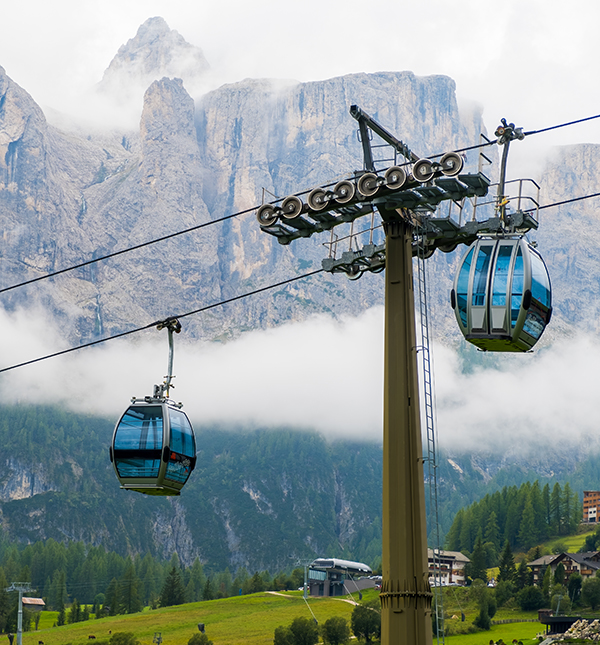 im Sommer geöffnete Bergbahn>